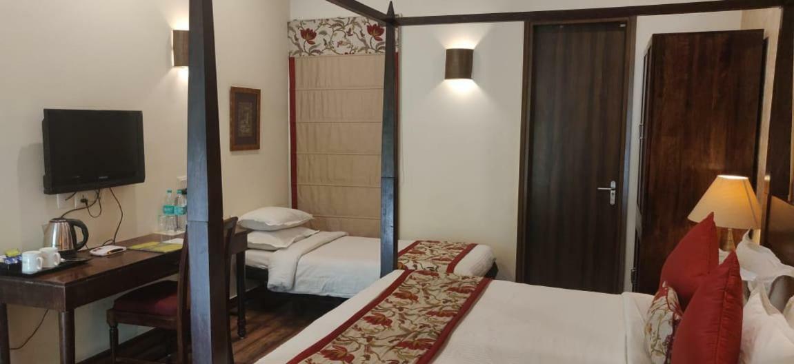Devraj Niwas Otel Jaipur Dış mekan fotoğraf