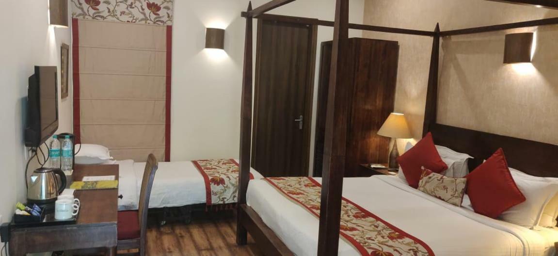 Devraj Niwas Otel Jaipur Dış mekan fotoğraf
